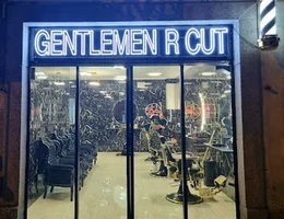 GENTLEMEN R'CUT