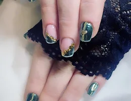 L’or au bout des ongles