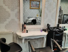 Beauty Bar