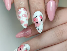 Miuu nails Prothésiste ongulaire ongles en gel