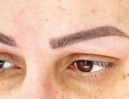 Extension de Cils, Microblading, Microshading, Rema Beauty, styliste du regard