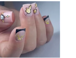 Alauty Nails