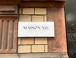 Maison Niji.