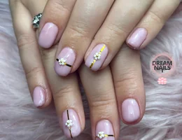 DREAM NAILS BY AXELLE