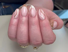 Nails by Maaathilde - Prothésiste Ongulaire